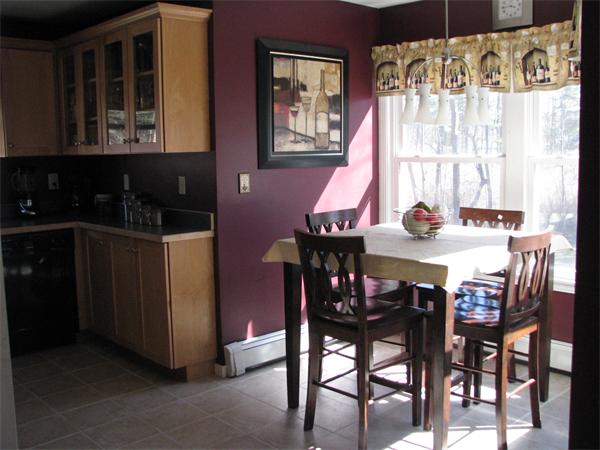 370 Chase Road Lunenburg, MA 01462 - Photo 6 of 24