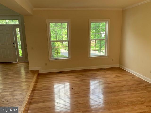 6412 Spring Forest Road Frederick, MD 21701 - Photo 18 of 35 Living Room