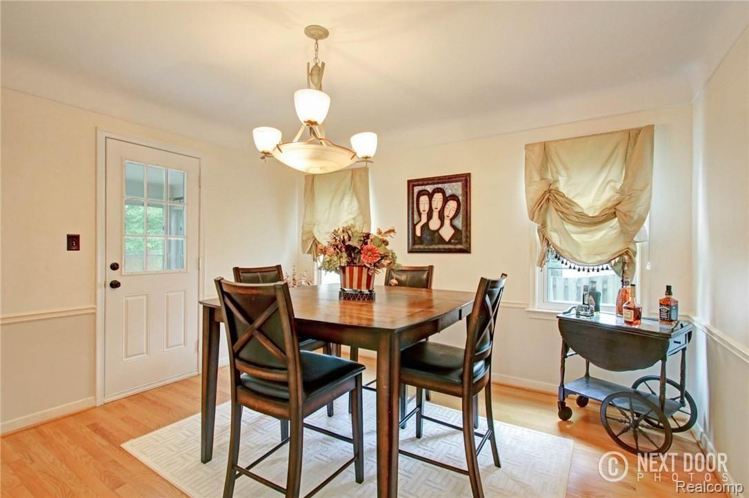 400 Roland Court Grosse Pointe, MI 48236 - Photo 11 of 37 CU8A5880_1_2.jpg