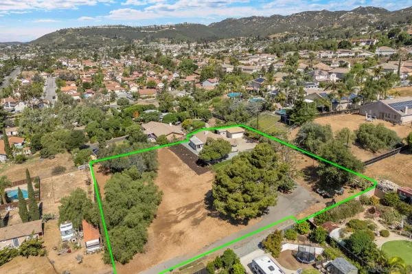 $1,075,000 | 1940 West El Norte Parkway, Escondido, CA 92026