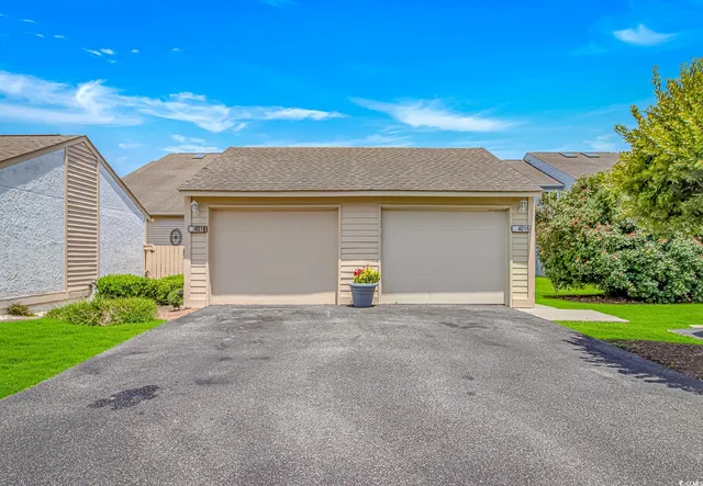 $349,900 | 4018 Fairway Lakes Drive, Unit 4018, Myrtle Beach, SC 29577