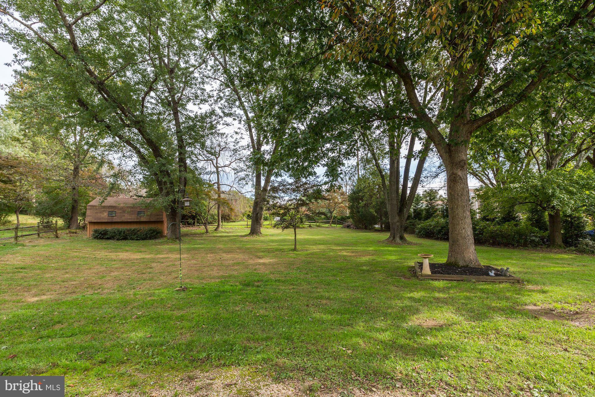7833 Belgaro Road Laurel, MD 20723 - Photo 27 of 32 Large back yard