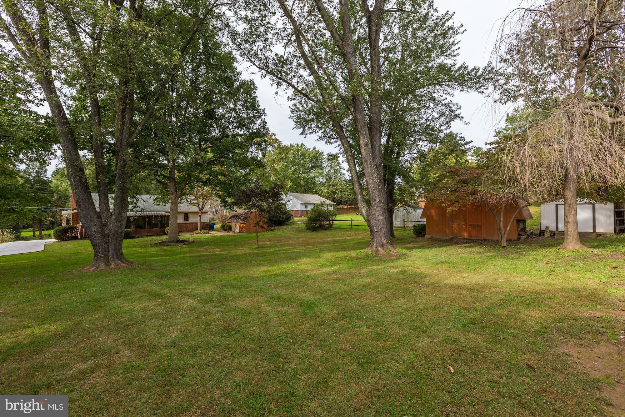 7833 Belgaro Road Laurel, MD 20723 - Photo 29 of 32 Huge back yard