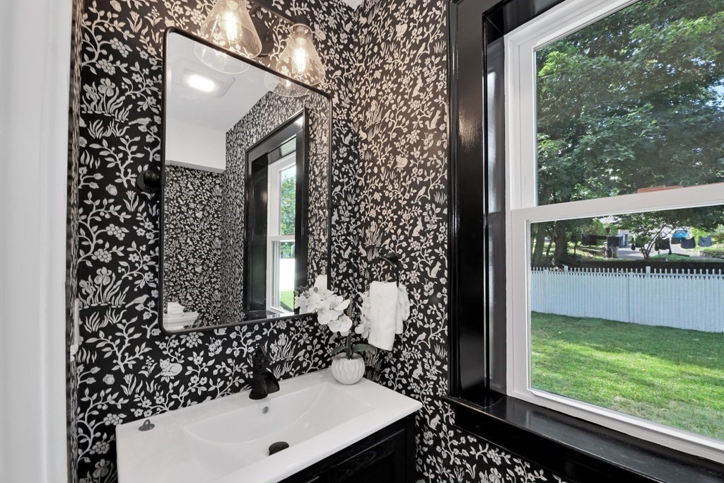 12 President Road Boston, MA 02132 - Photo 12 of 41 Gallery Image 12