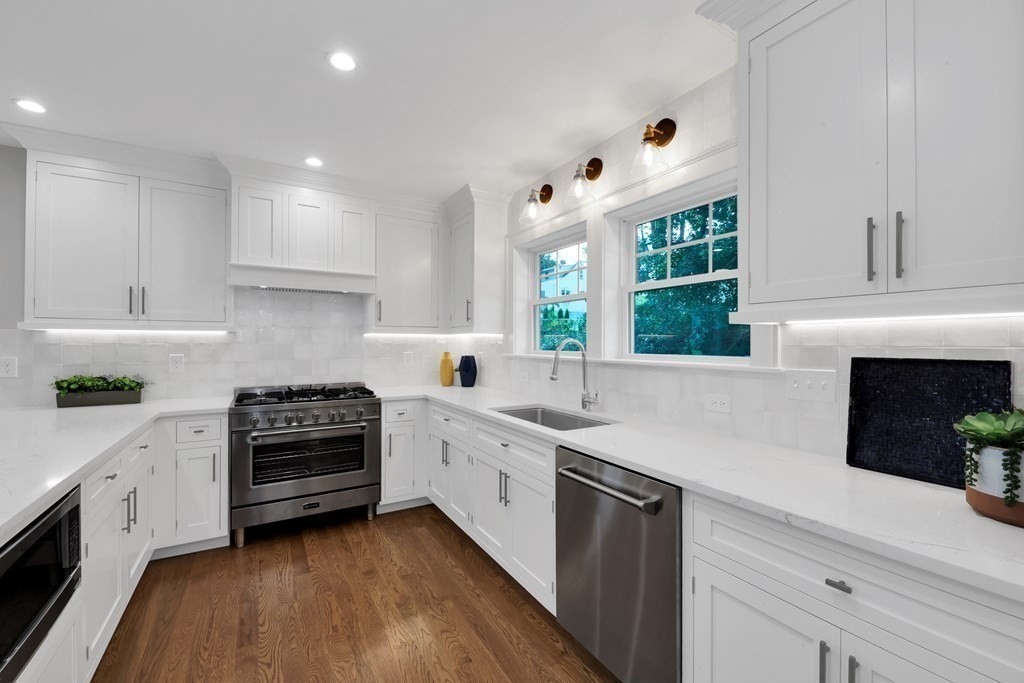 12 President Road Boston, MA 02132 - Photo 5 of 41 Gallery Image 5