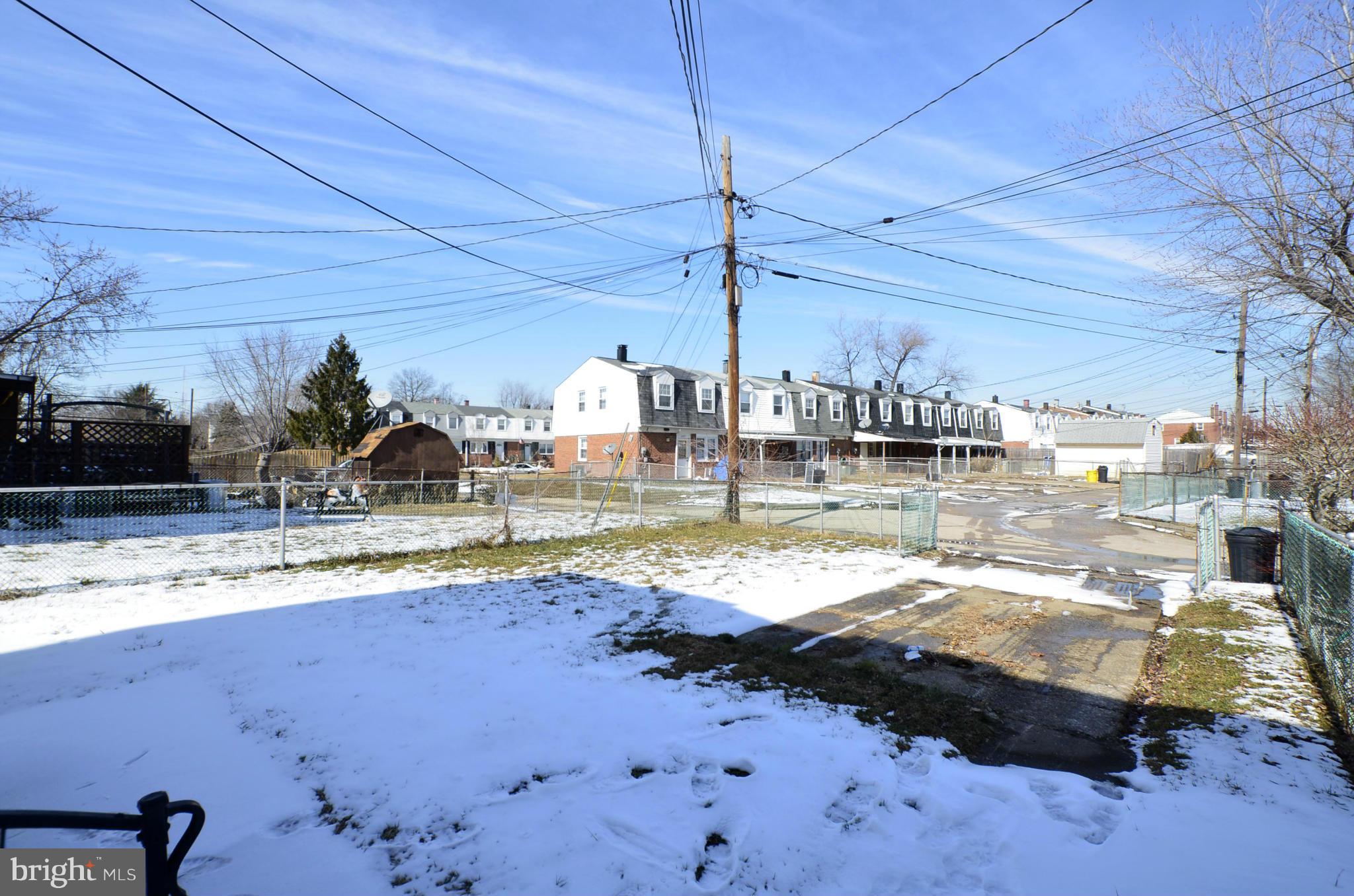 8058 Stratman Road Baltimore, MD 21222 - Photo 29 of 30 a swimming pool with barbeque oven