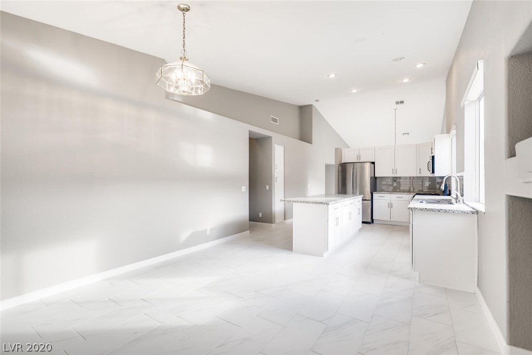3333 North Hidden Ridge Street Las Vegas, NV 89129 - Photo 13 of 25 Gallery Image 13