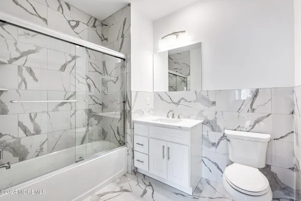 $3,500 | 298 Westwood Avenue, Unit 411, Long Branch, NJ 07740