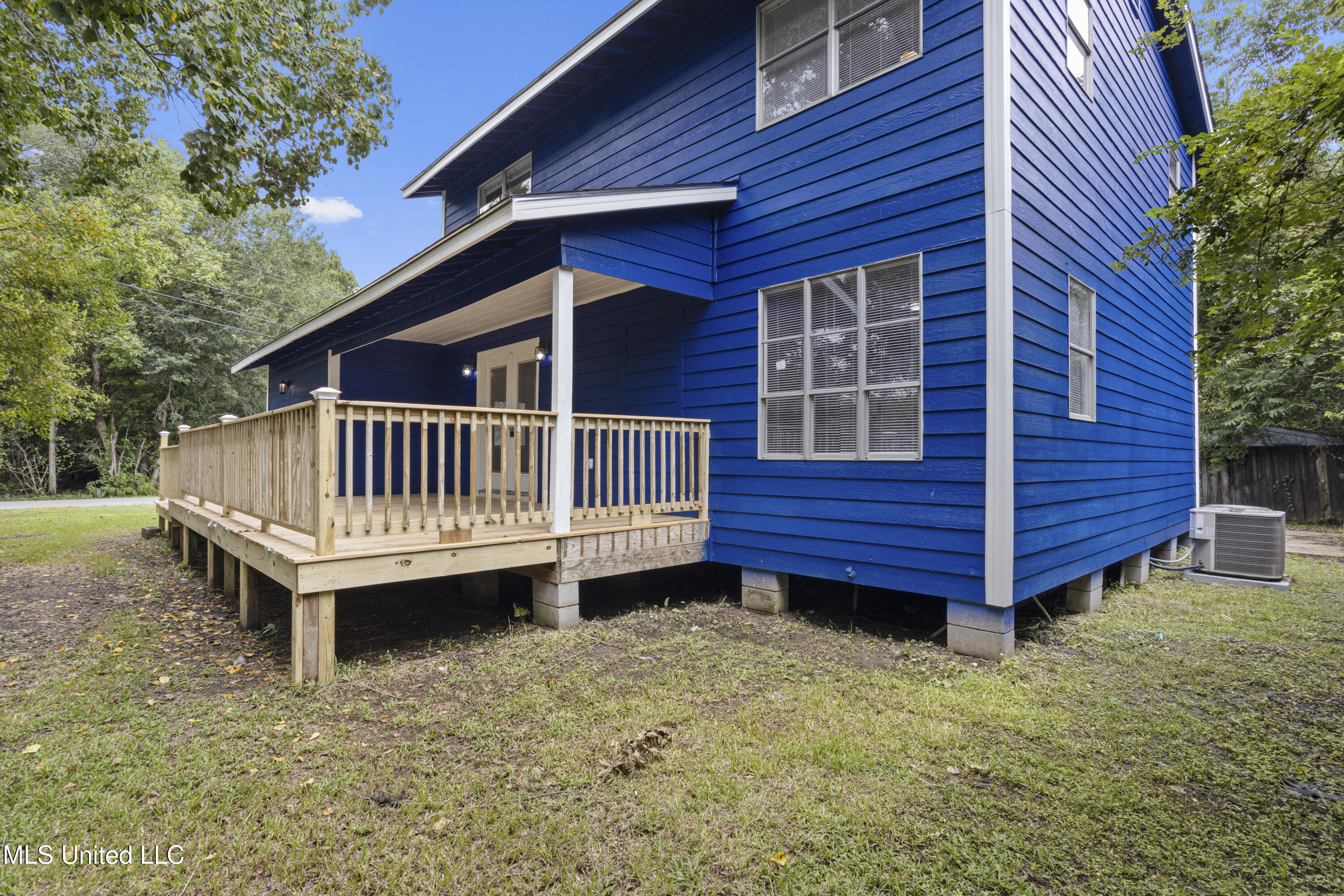 4128 Idywood Avenue Moss Point, MS 39562 - Photo 2 of 39 Idywood