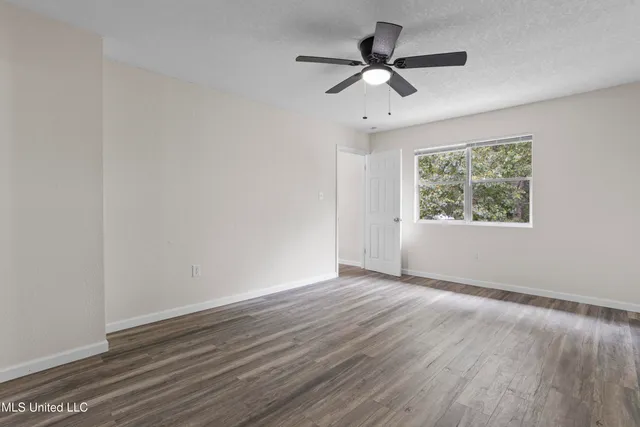 $1,650 | 4128 Idywood Avenue, Moss Point, MS 39562