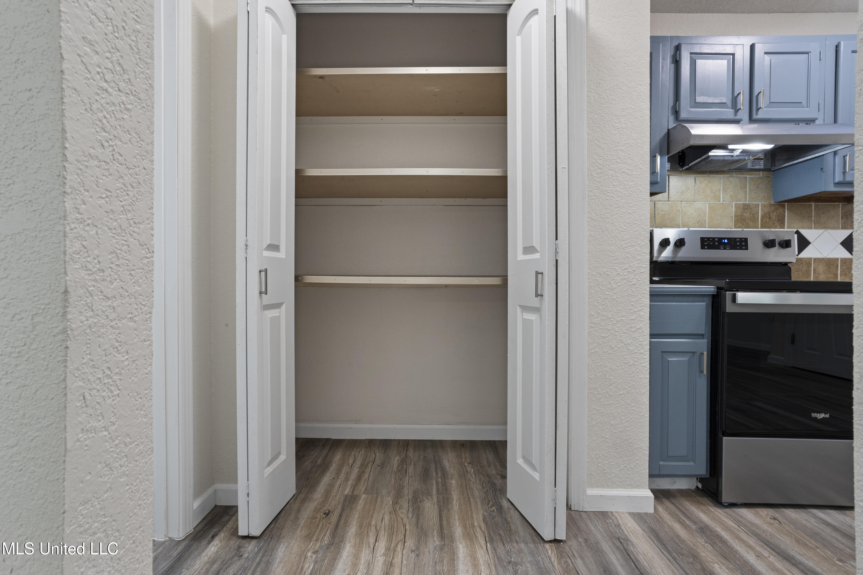 4128 Idywood Avenue Moss Point, MS 39562 - Photo 37 of 39 037