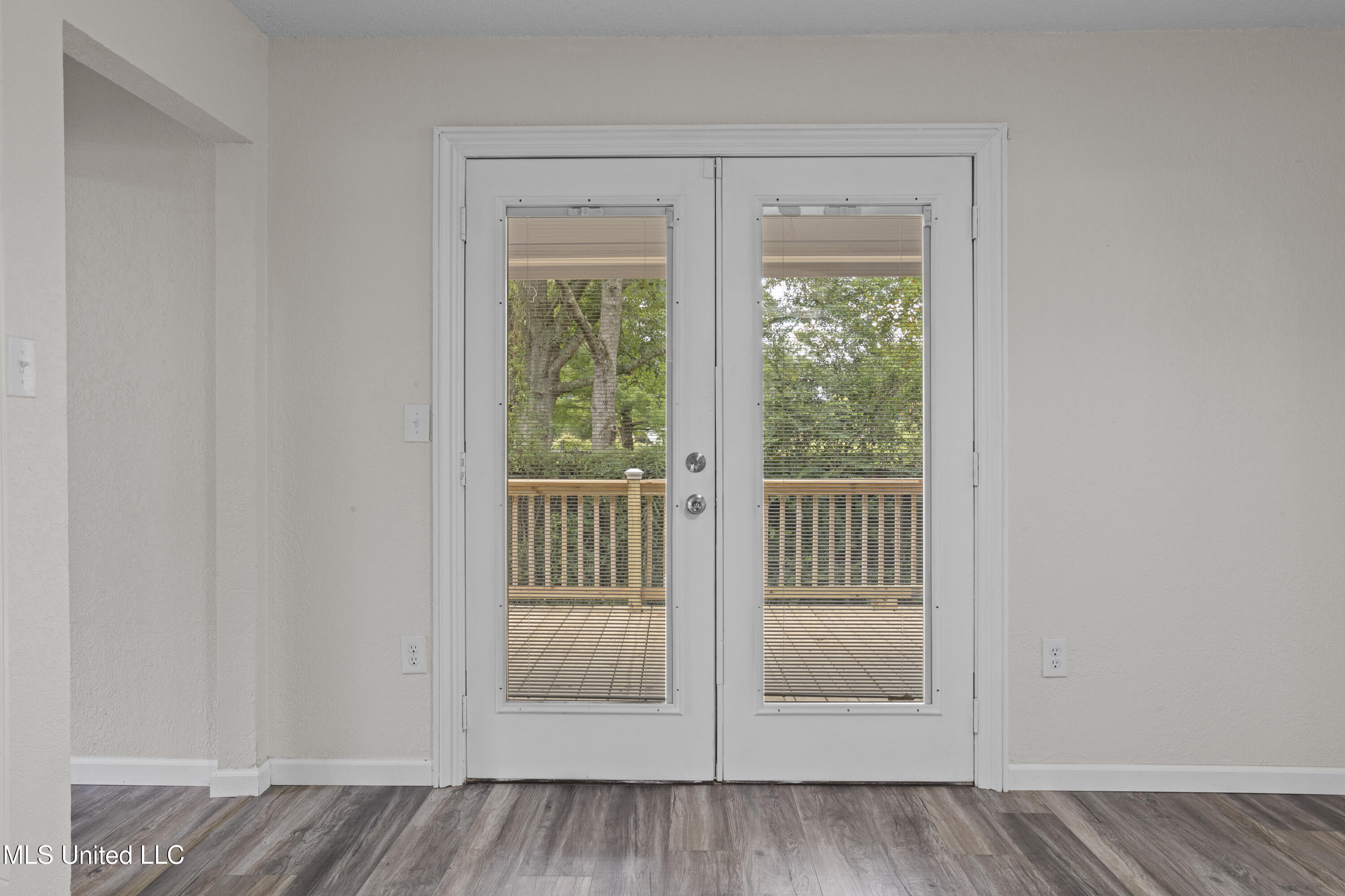 4128 Idywood Avenue Moss Point, MS 39562 - Photo 9 of 39 Idywood