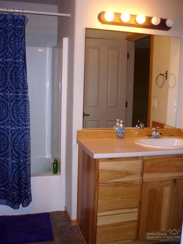 61385 Whitetail Street Bend, OR 97702 - Photo 9 of 20 Additional Photo