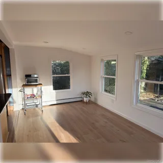 $424,900 | 20 Jay Street, Ronkonkoma, NY 11779