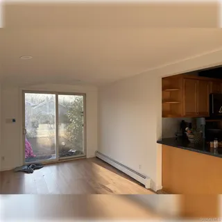 $424,900 | 20 Jay Street, Ronkonkoma, NY 11779