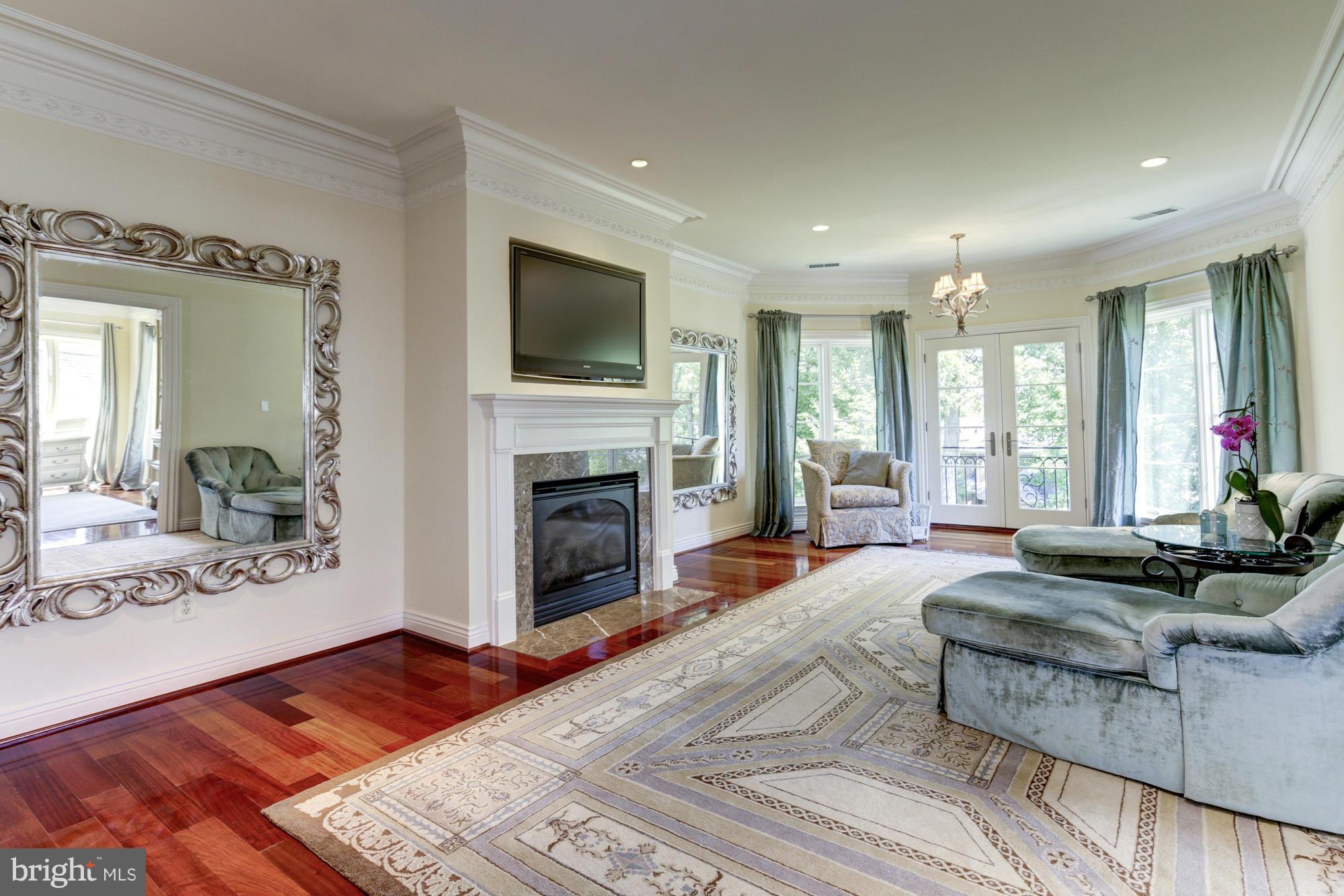 7805 Meritage Lane McLean, VA 22102 - Photo 12 of 30 Sitting Room