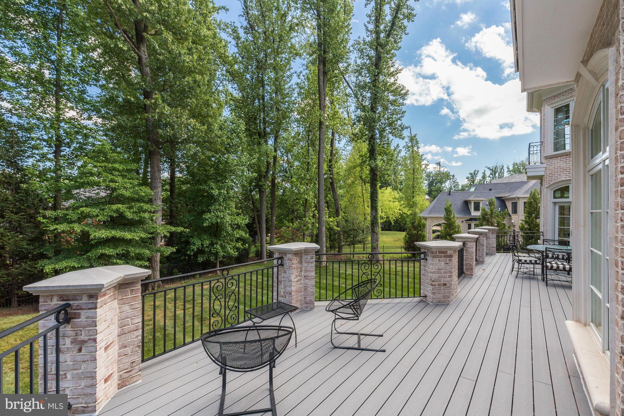 7805 Meritage Lane McLean, VA 22102 - Photo 26 of 30 Exterior (Rear)