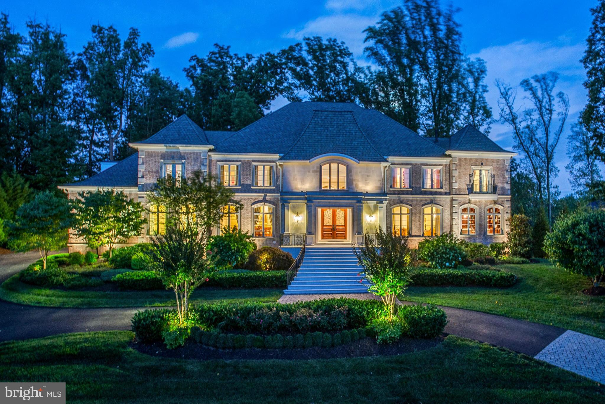 7805 Meritage Lane McLean, VA 22102 - Photo 29 of 30 Exterior (Front)