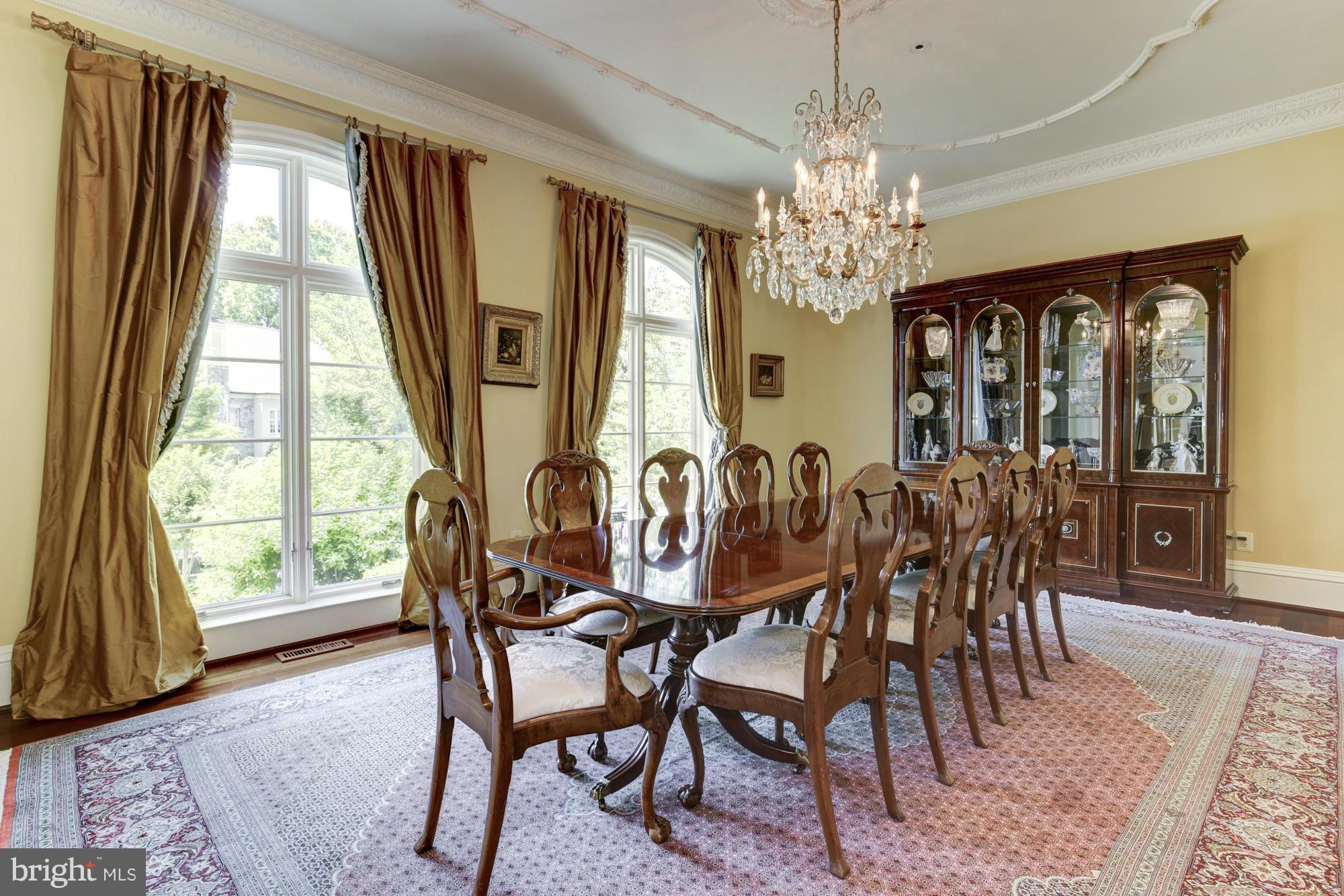 7805 Meritage Lane McLean, VA 22102 - Photo 4 of 30 Dining Room