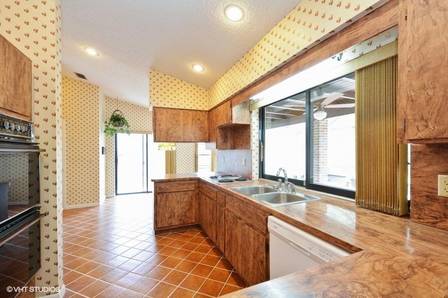3915 Northwest 27th Avenue Boca Raton, FL 33434 - Photo 6 of 17 Kitchen