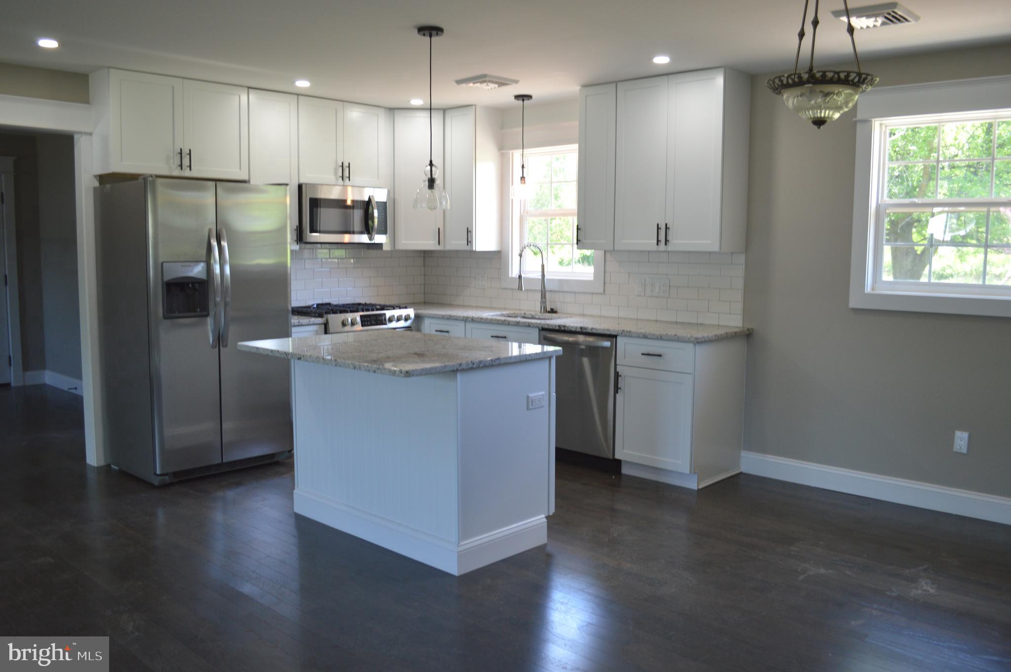 143 Kansas Road Pennsville, NJ 08070 - Photo 11 of 31