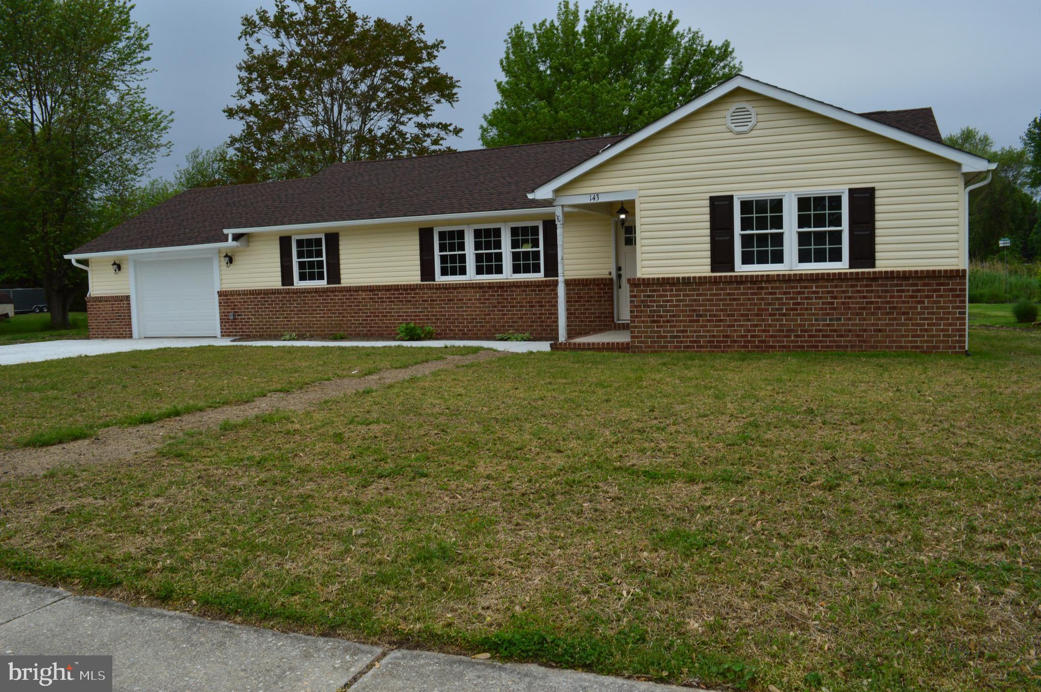 143 Kansas Road Pennsville, NJ 08070 - Photo 3 of 31