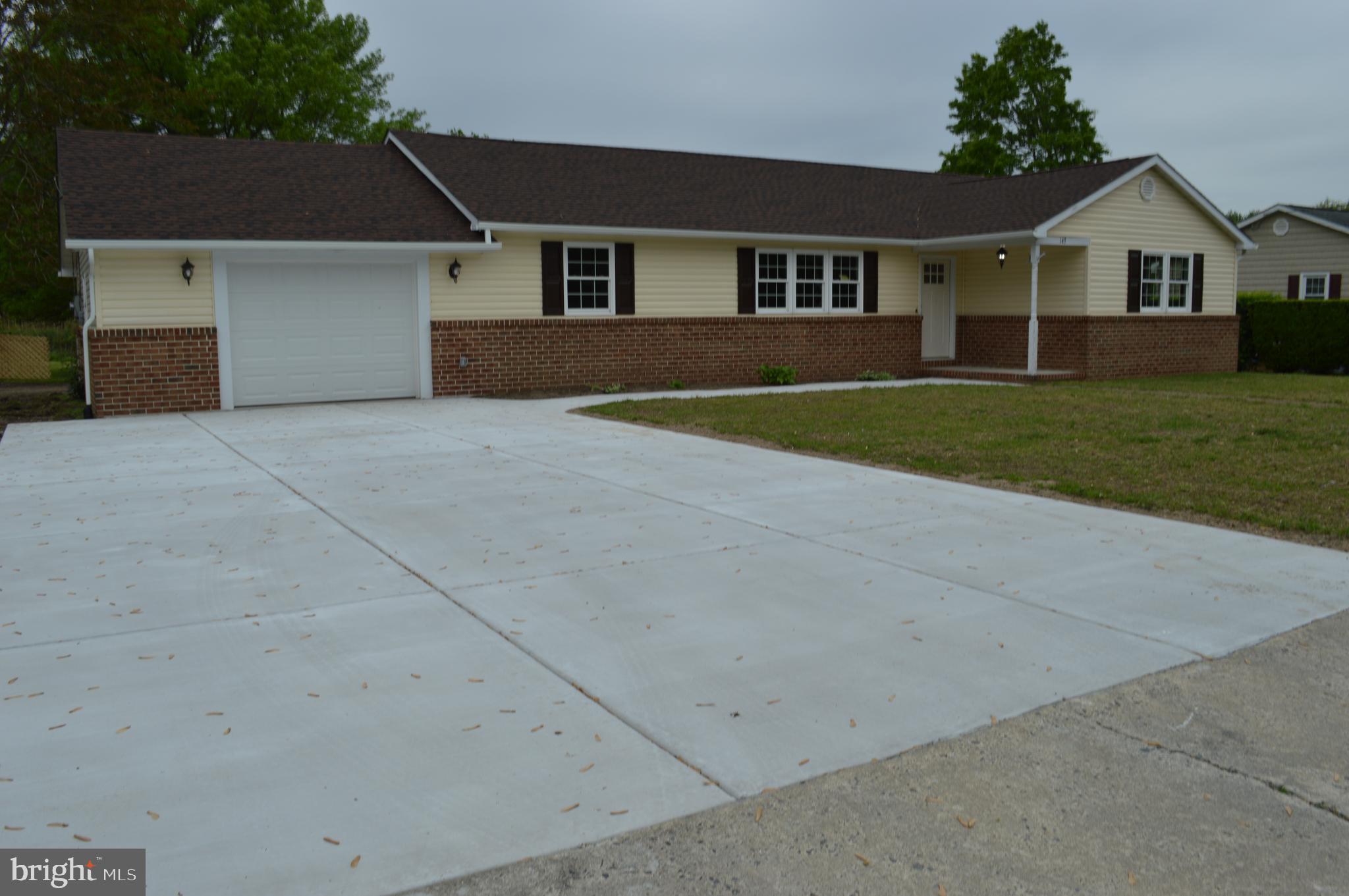 143 Kansas Road Pennsville, NJ 08070 - Photo 4 of 31