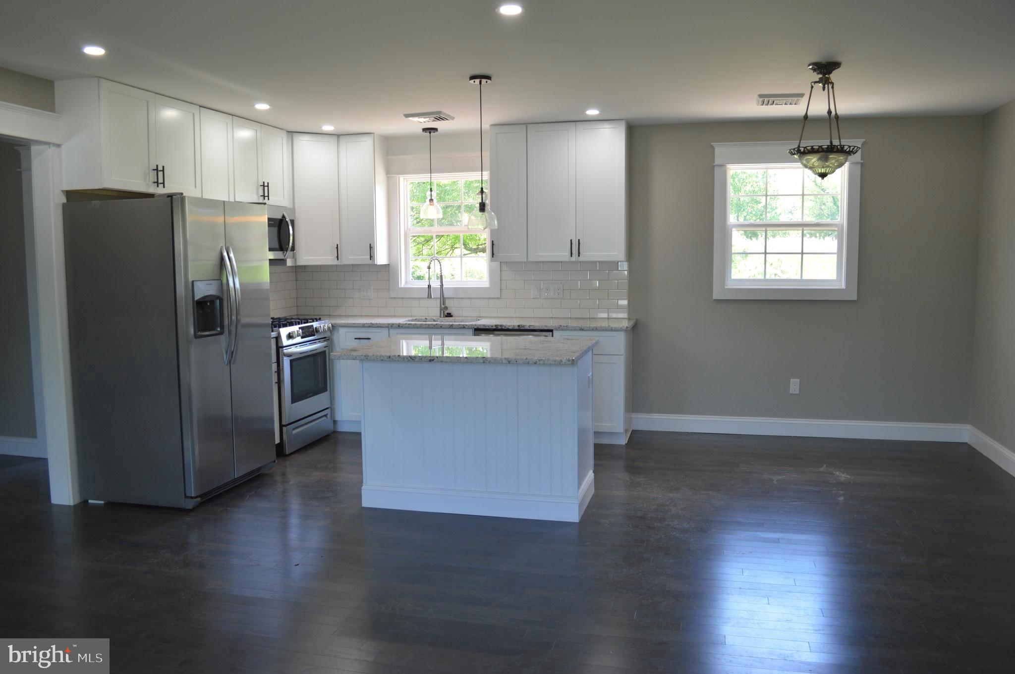 143 Kansas Road Pennsville, NJ 08070 - Photo 5 of 31