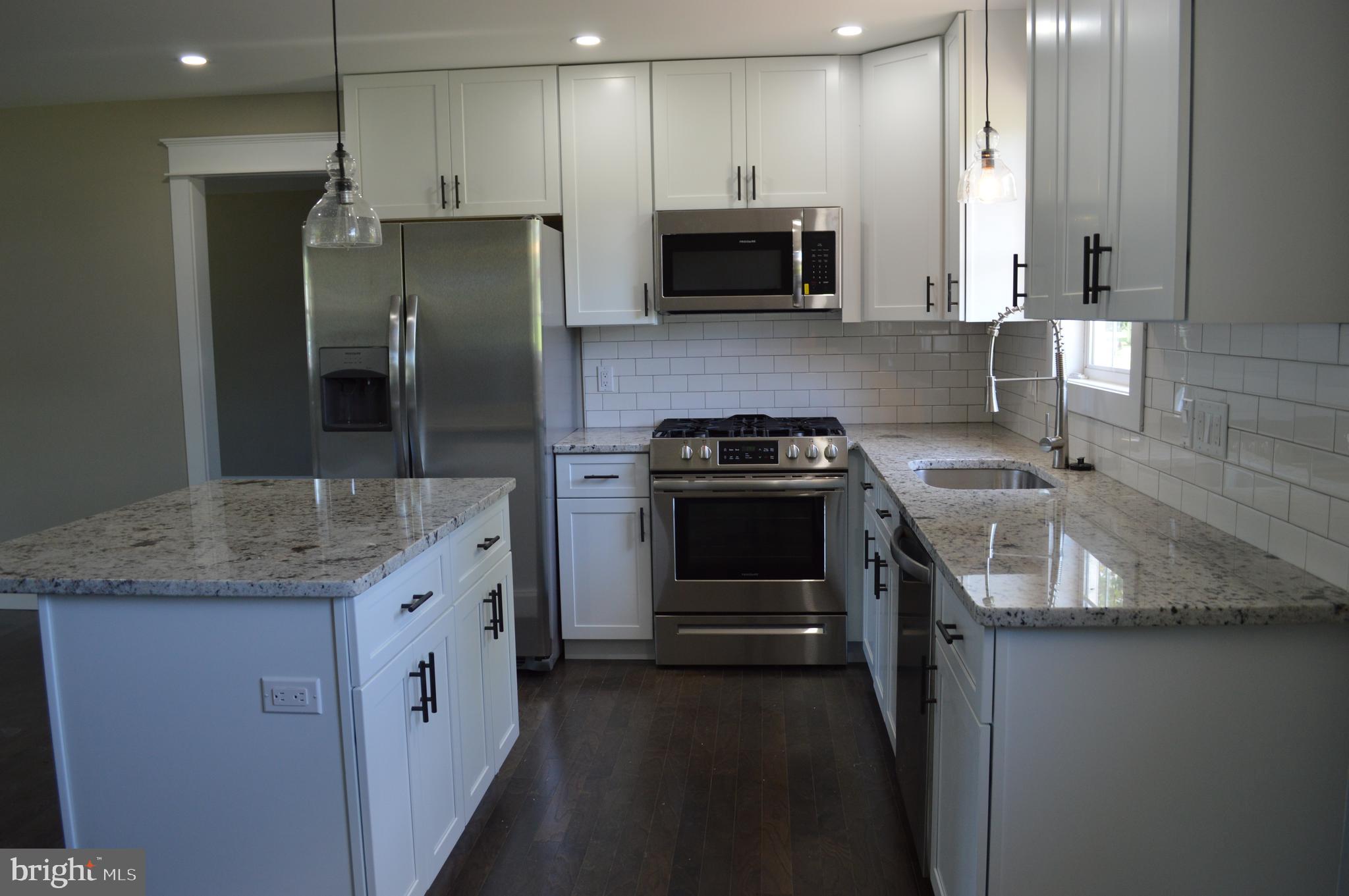 143 Kansas Road Pennsville, NJ 08070 - Photo 7 of 31