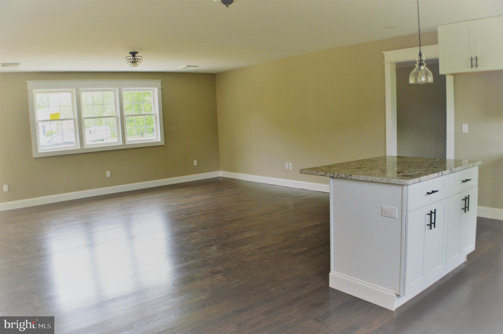 143 Kansas Road Pennsville, NJ 08070 - Photo 10 of 31