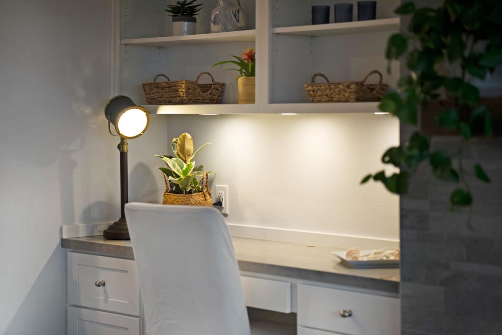 101 Shell Road, Unit 248 Watsonville, CA 95076 - Photo 10 of 28 a close view of closet