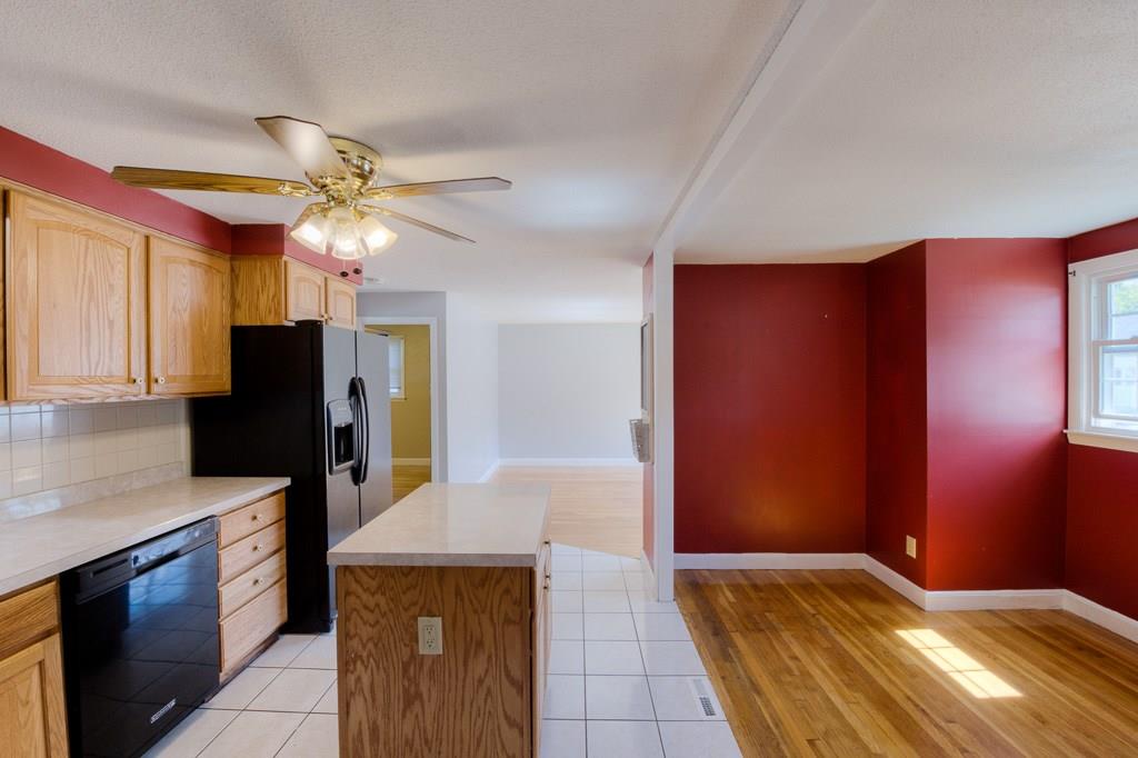 53 Glezen Street Worcester, MA 01604 - Photo 16 of 37 Gallery Image 16