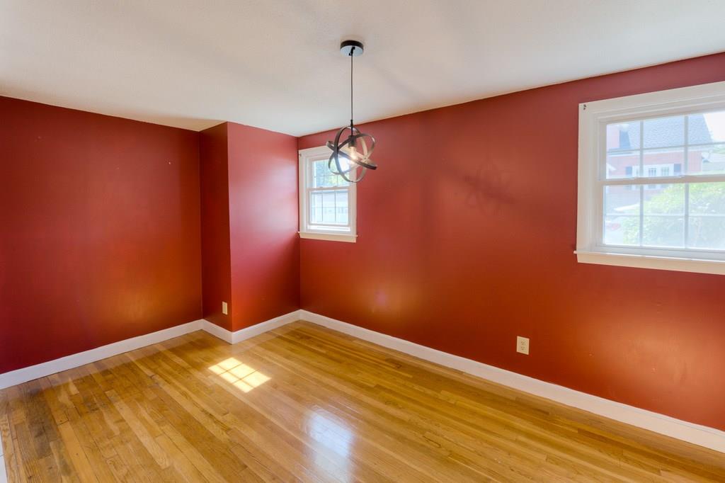 53 Glezen Street Worcester, MA 01604 - Photo 10 of 37 Gallery Image 10