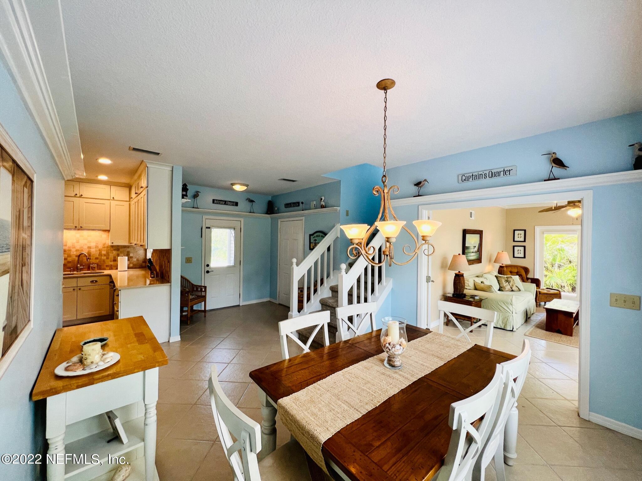 212 Gull Circle Ponte Vedra Beach, FL 32082 - Photo 14 of 49 a living room with furniture and a table