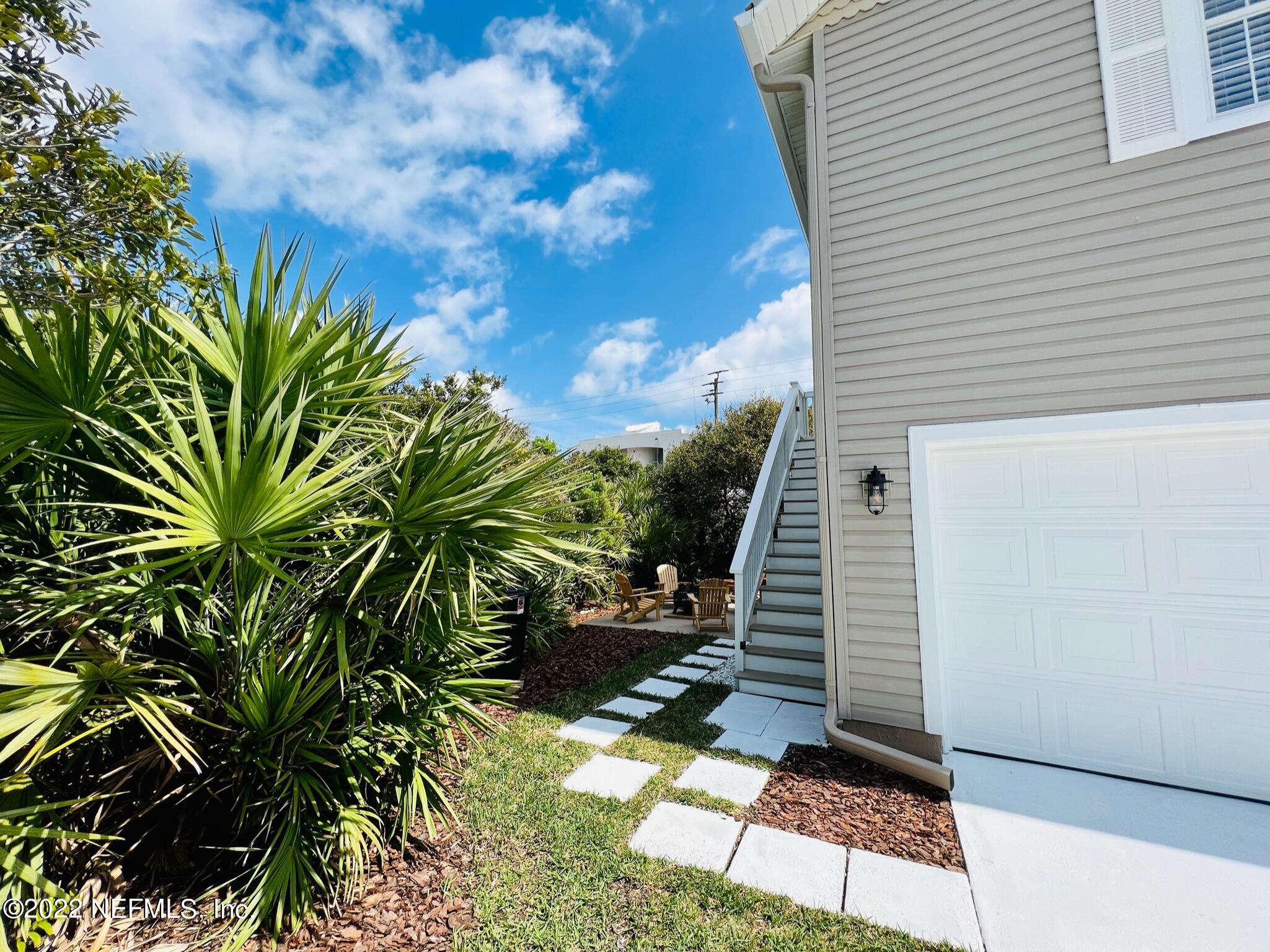 212 Gull Circle Ponte Vedra Beach, FL 32082 - Photo 47 of 49 a view of a backyard