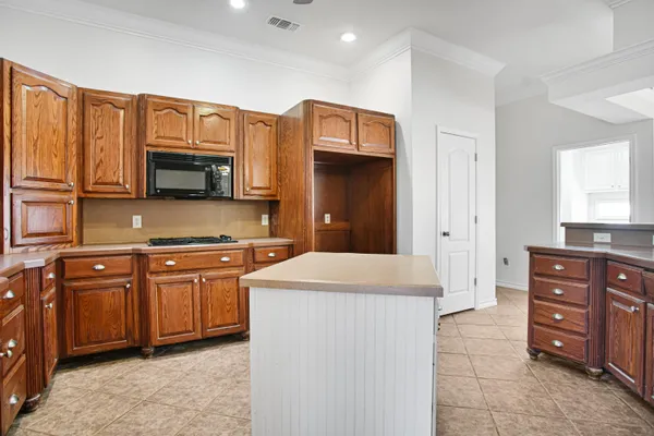 $475,000 | 6538 15th Drive, Lubbock, TX 79416