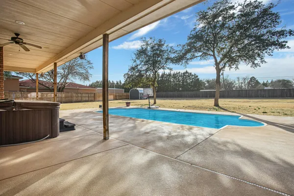 $475,000 | 6538 15th Drive, Lubbock, TX 79416