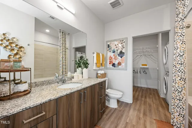 $1,795 | 211 Hammond Center Drive, Unit B2, Raleigh, NC 27603