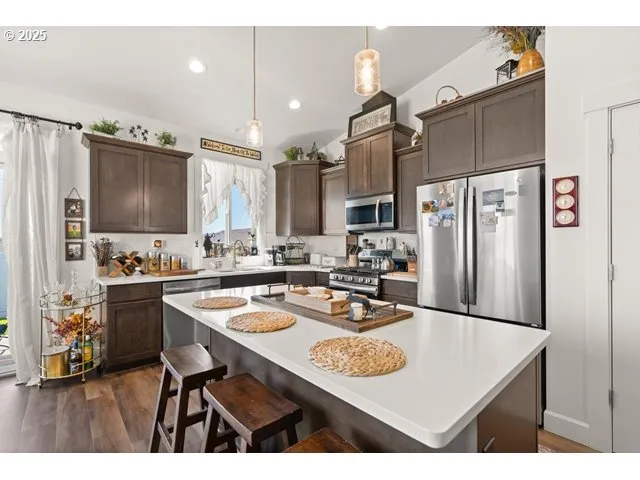 $399,999 | 818 East Montana Avenue, Hermiston, OR 97838