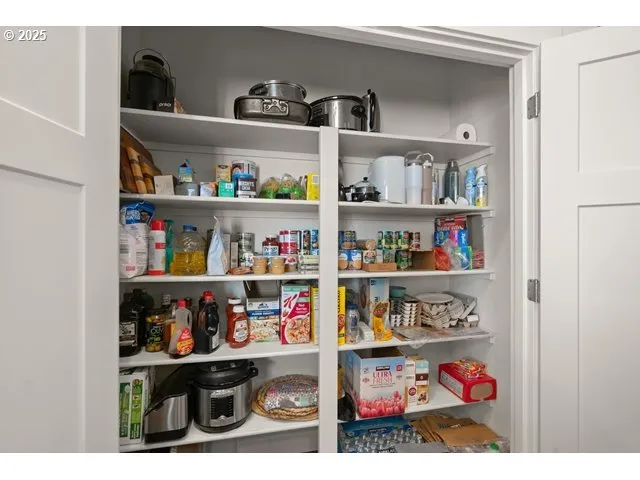 $399,999 | 818 East Montana Avenue, Hermiston, OR 97838