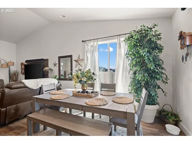 $399,999 | 818 East Montana Avenue, Hermiston, OR 97838