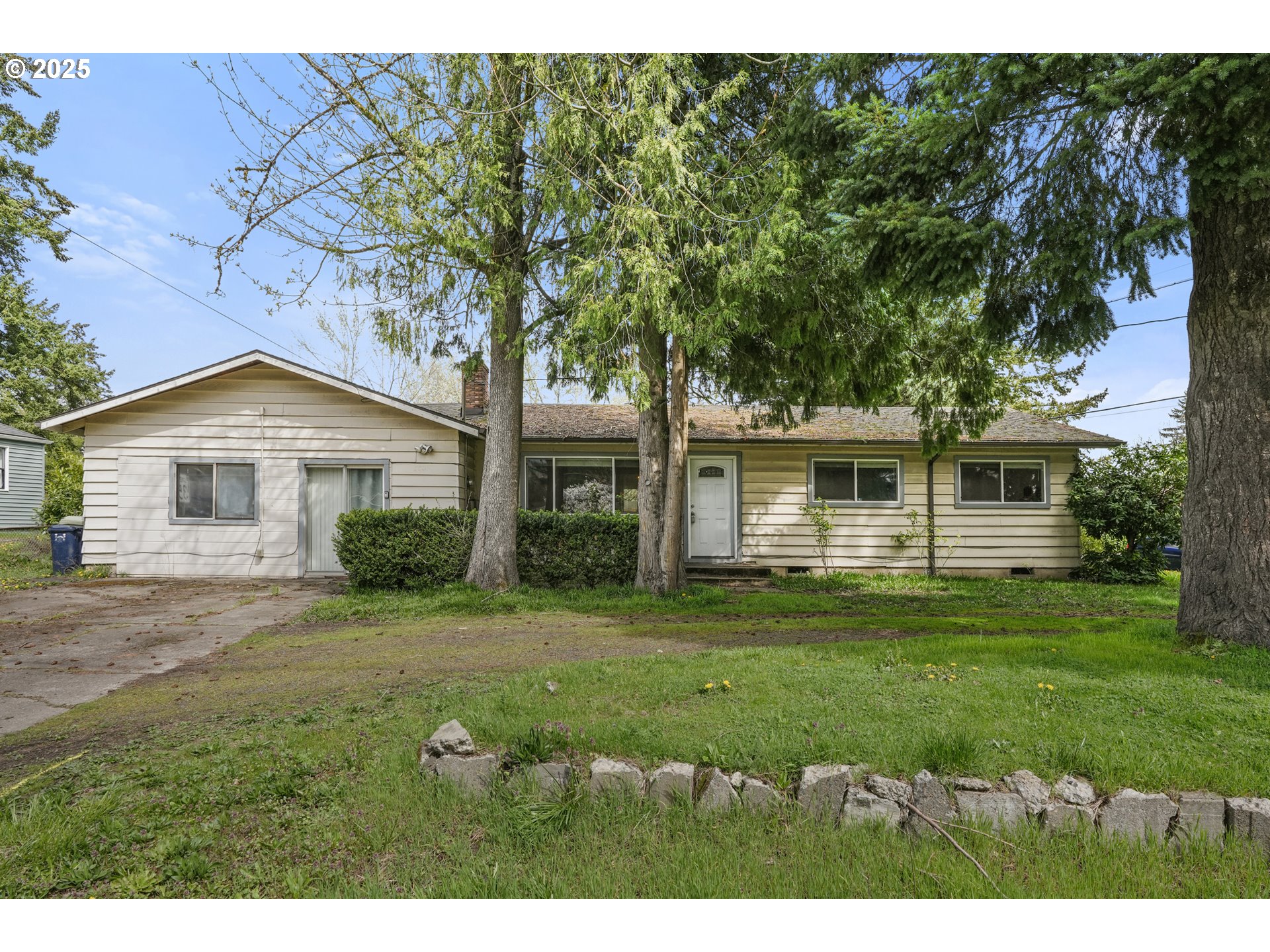 18055 Southwest Kinnaman Road Beaverton, OR 97078 - Photo 1 of 29 Gallery Image 1