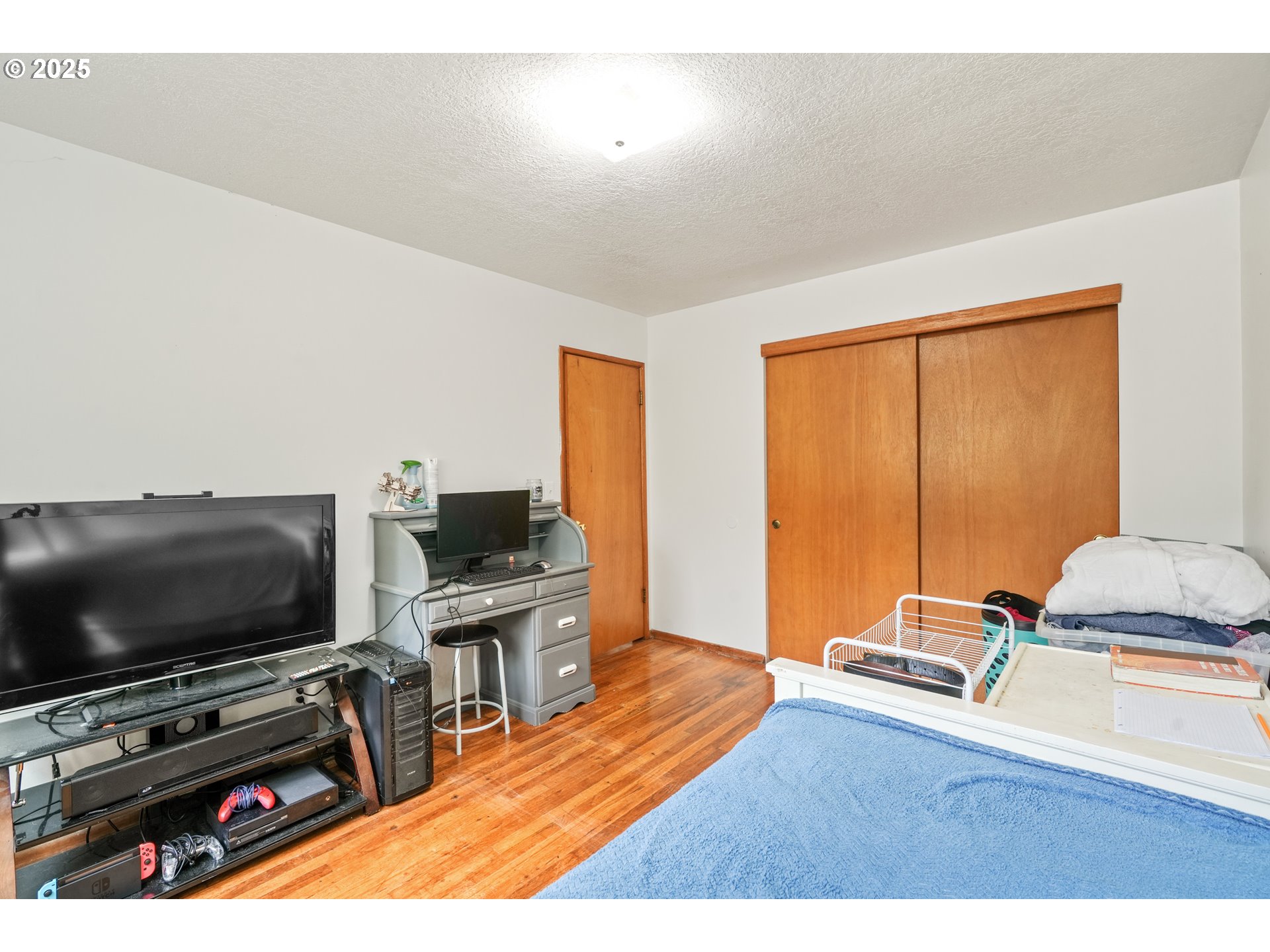 18055 Southwest Kinnaman Road Beaverton, OR 97078 - Photo 13 of 29 Gallery Image 13