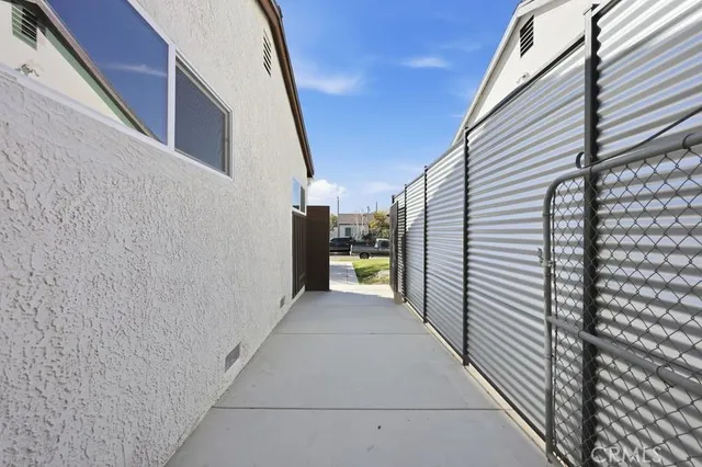 $870,000 | 9106 Lev Avenue, Arleta, CA 91331