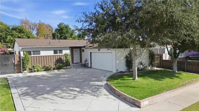 $870,000 | 9106 Lev Avenue, Arleta, CA 91331