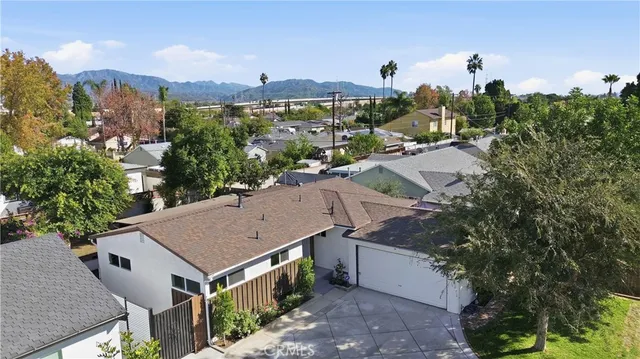 $870,000 | 9106 Lev Avenue, Arleta, CA 91331
