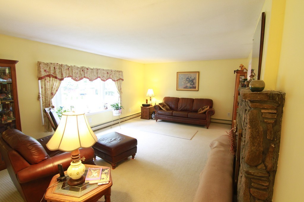 107 Mason Road Dudley, MA 01571 - Photo 11 of 20