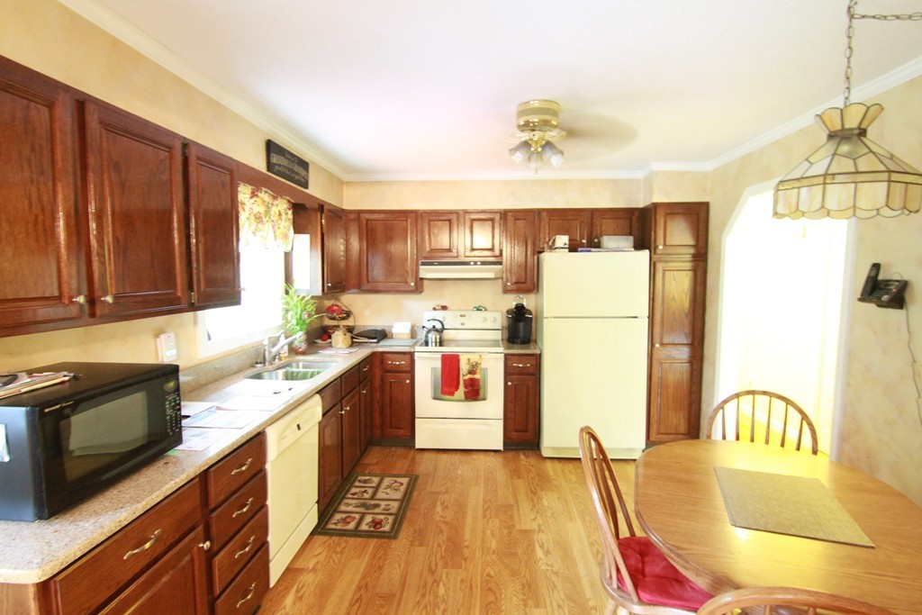 107 Mason Road Dudley, MA 01571 - Photo 6 of 20