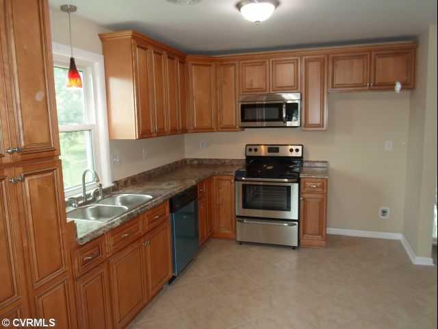 104 Meadowspring Road Richmond, VA 23223 - Photo 6 of 17 Gallery Image 6