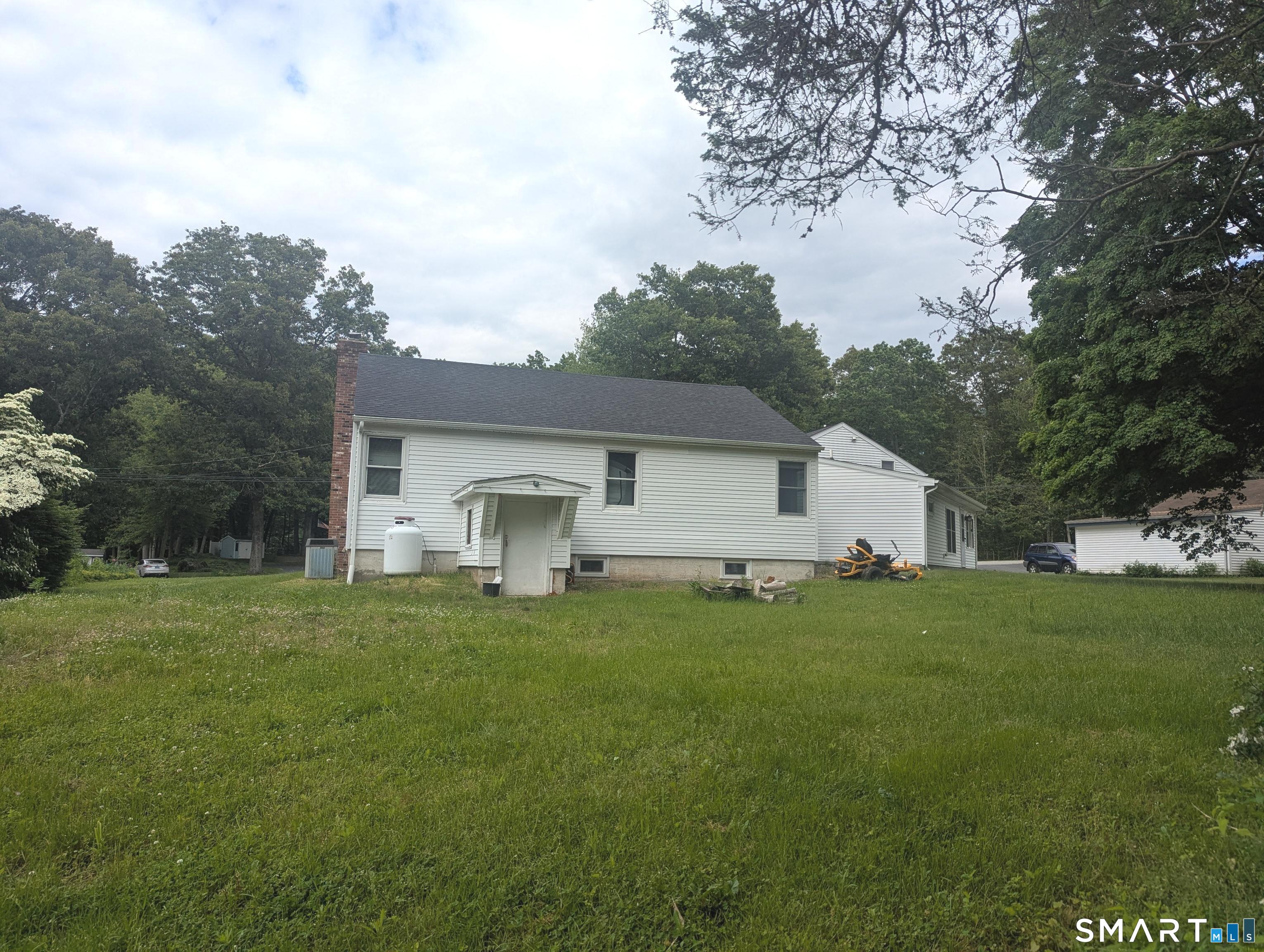 90 Wawecus Hill Road Norwich, CT 06360 - Photo 21 of 24
